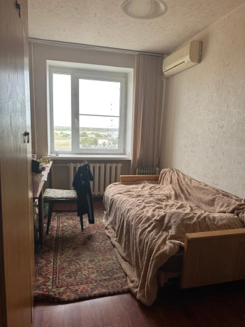 Купить четырехкомнатную квартиру в Волгограде. Вариант № 5823678, 8, площадь -  квм, цена 5900000 рублей