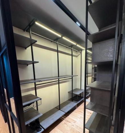 Купить квартиру в Москве. Вариант № 10353432, 10, площадь -  квм, цена 25000000 рублей