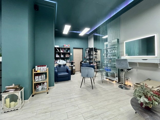 Купить коммерческую недвижимость свободного назначения в Москве. Вариант № 10688470, 5, площадь - квм, цена 18190000 рублей