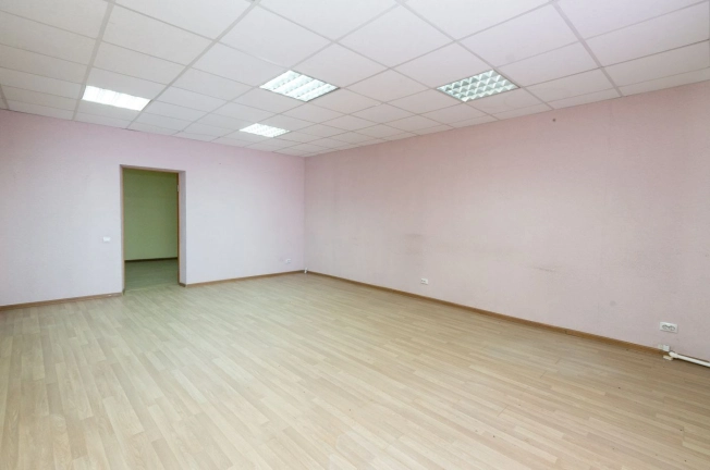 Снять коммерческую недвижимость в Тобольске. Вариант № 1566, 1, площадь -  квм, цена 100000 рублей