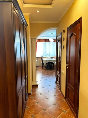 Купить двухкомнатную квартиру на улице Любучанский переулок в Москве. Вариант № 10264922, 21, площадь - квм, цена 17000000 рублей