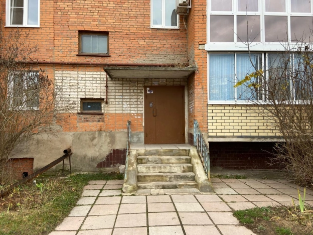 Купить двухкомнатную квартиру в Калужской области. Вариант № 9032736, 16, площадь -  квм, цена 3190000 рублей