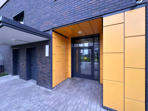 Купить однокомнатную квартиру на улице Плесецкая в Санкт-Петербурге. Вариант № 5451804, 13, площадь -  квм, цена 7800000 рублей