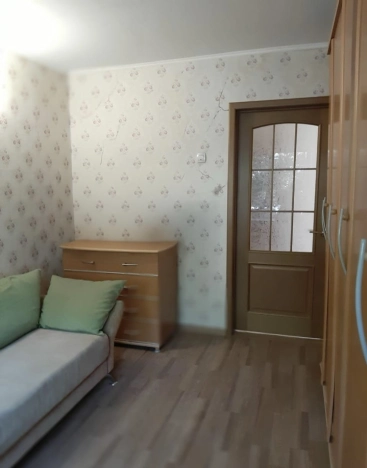 Купить трехкомнатную квартиру в Приморском крае. Вариант № 1418125, 10, площадь -  квм, цена 5950000 рублей