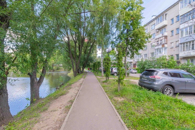Купить трехкомнатную квартиру в Владимире. Вариант № 2178038, 18, площадь -  квм, цена 8500000.0000 рублей