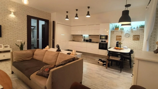 Купить таунхаус в Ейске. Вариант № 9693320, 3, площадь -  квм, цена 21900000 рублей