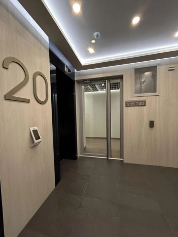 Купить квартиру на вторичке на улице Шмитовский проезд в Москве. Вариант № 11009221, 0, площадь - квм, цена 54000000 рублей