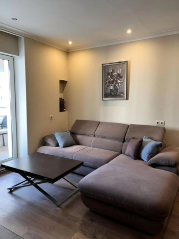 Купить квартиру на вторичке в районе Выхино-Жулебино в Москве. Вариант № 10302382, 17, площадь -  квм, цена 13800000 рублей