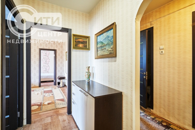 Купить трехкомнатную квартиру в Воронеже. Вариант № 5231799, 9, площадь -  квм, цена 6499000 рублей