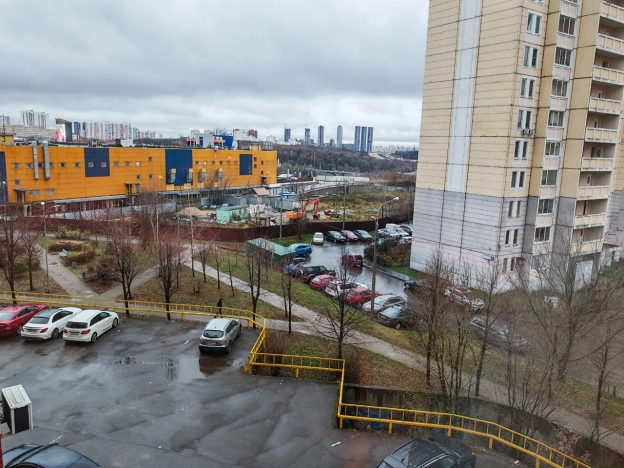 Купить однокомнатную квартиру на улице Юбилейный проспект в Химках. Вариант № 9590282, 18, площадь -  квм, цена 13500000 рублей