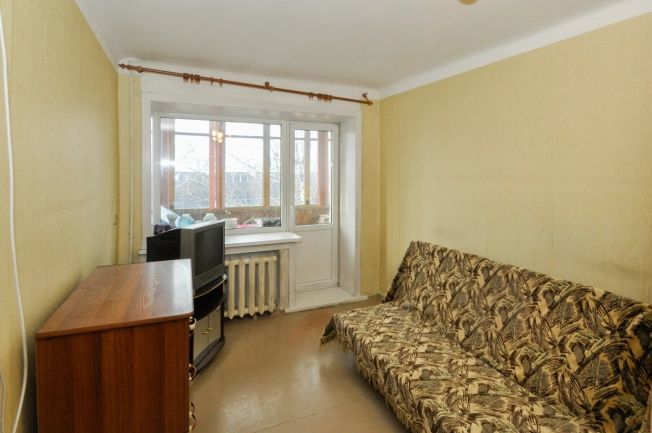 Купить однокомнатную квартиру у метро Студенческая в Новосибирске. Вариант № 3129812, 2, площадь -  квм, цена 3750000 рублей