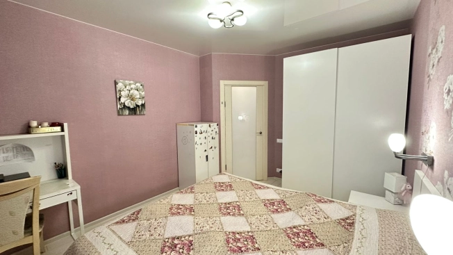 Купить четырехкомнатную квартиру в Пушкине. Вариант № 9105587, 20, площадь -  квм, цена 18350000 рублей