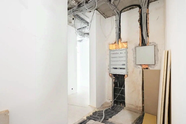 Купить трехкомнатную квартиру в СЗАО в Москве. Вариант № 2064512, 21, площадь -  квм, цена 42000000 рублей