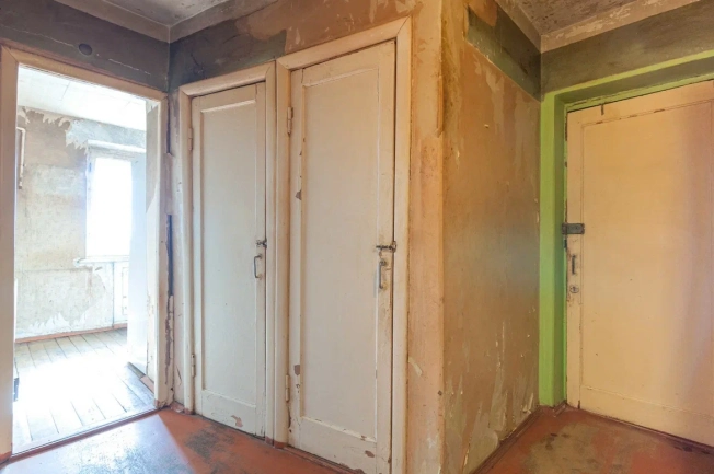 Купить квартиру на улице Емельянова в Вологодской области. Вариант № 36512, 8, площадь -  квм, цена 2300000 рублей