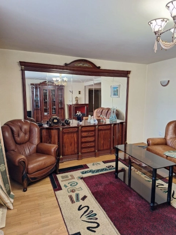 Купить квартиру в Тобольске. Вариант № 9443320, 3, площадь -  квм, цена 7300000 рублей