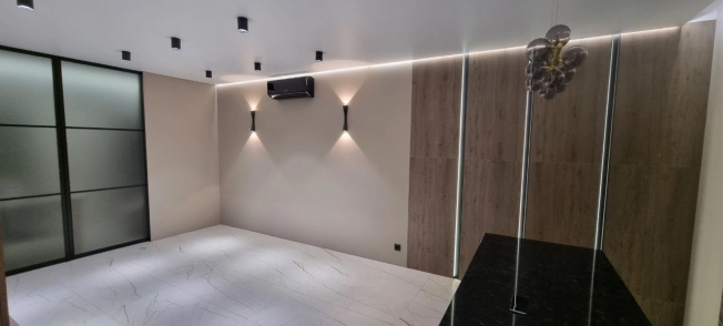 Купить квартиру в Москве. Вариант № 10030640, 3, площадь -  квм, цена 28000000 рублей