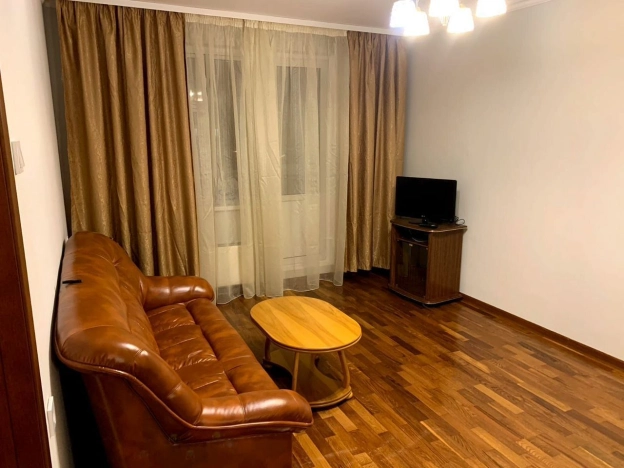 Купить однокомнатную квартиру на улице Шелепихинская набережная в Москве. Вариант № 10076792, 3, площадь -  квм, цена 10000000 рублей