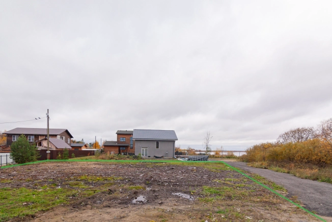 Купить земельный участок в Петрозаводске. Вариант № 7829936, 3, площадь -  квм, цена 8500000 рублей