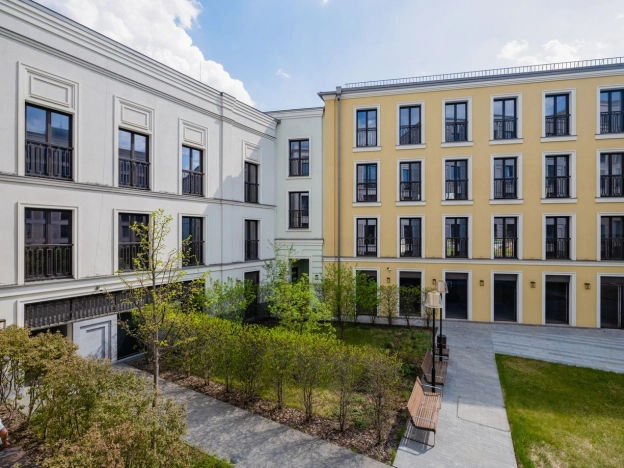 Купить квартиру в Москве. Вариант № 9330076, 15, площадь -  квм, цена 180000000 рублей