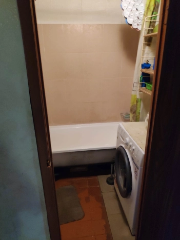 Купить четырехкомнатную квартиру в Калининграде. Вариант № 40079, 19, площадь -  квм, цена 5350000 рублей