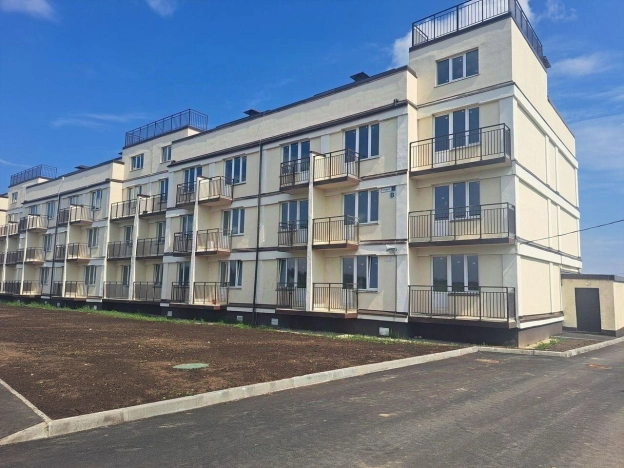 Купить Студию на улице Гаражный проезд в Ленинградской области. Вариант № 466245, 8, площадь - квм, цена 2550000 рублей