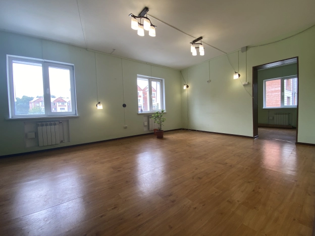 Снять офисы у метро Студенческая в Новосибирске. Вариант № 7251, 0, площадь -  квм, цена 35000 рублей