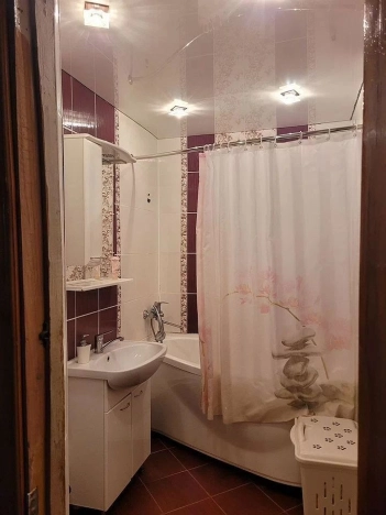 Купить трехкомнатную квартиру в Республике Башкортостан. Вариант № 30541, 10, площадь -  квм, цена 5700000 рублей