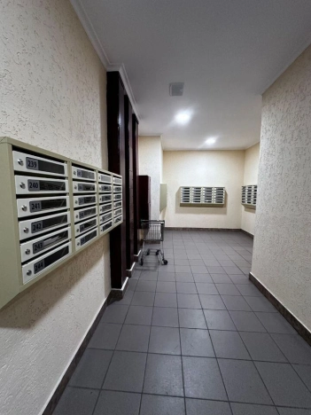 Купить квартиру в Москве. Вариант № 9864777, 5, площадь -  квм, цена 26500000 рублей