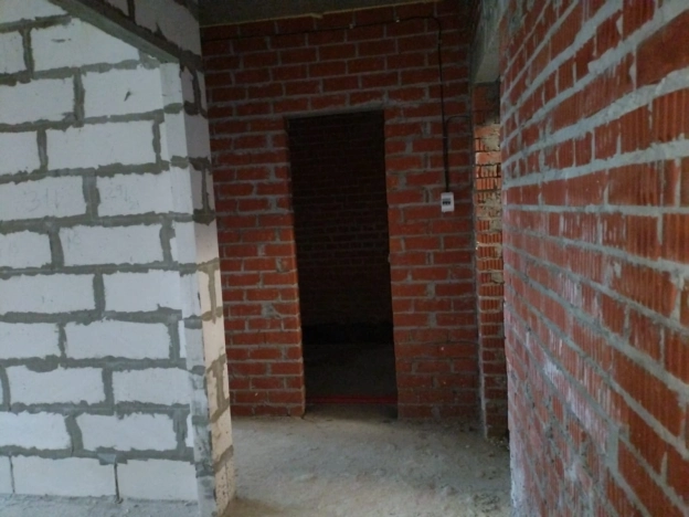 Купить однокомнатную квартиру в Калужской области. Вариант № 9440411, 4, площадь -  квм, цена 3568900 рублей