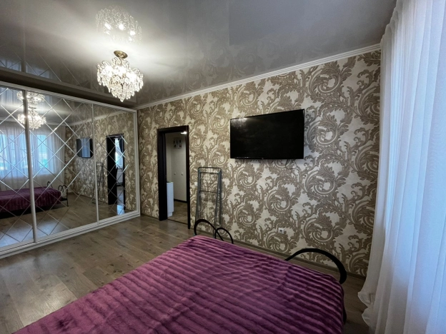 Купить однокомнатную квартиру на улице Шоссейная в Республике Адыгея. Вариант № 10443686, 8, площадь -  квм, цена 4200000 рублей