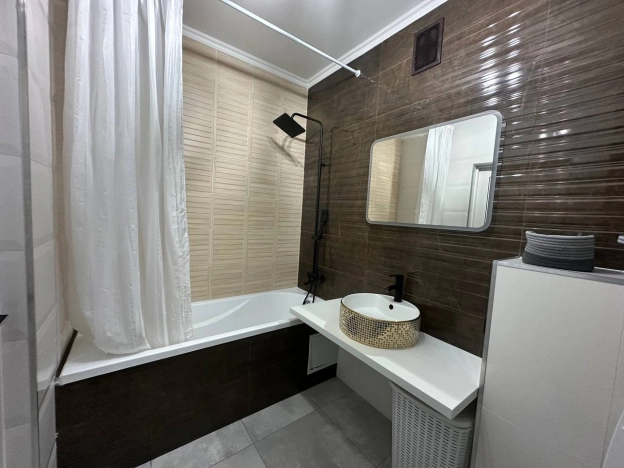 Купить квартиру в Калининграде. Вариант № 10247495, 14, площадь -  квм, цена 9900000 рублей