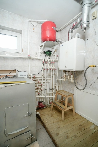 Купить дом в Омске. Вариант № 44414, 20, площадь -  квм, цена 26000000 рублей