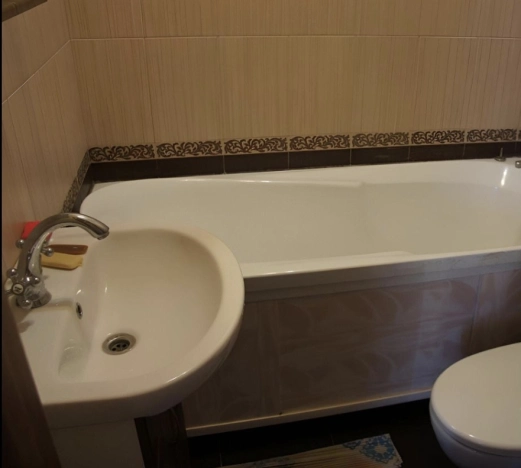 Купить однокомнатную квартиру в Новосибирской области. Вариант № 9989389, 3, площадь -  квм, цена 3500000 рублей