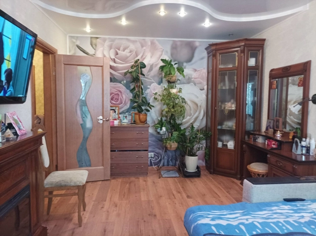 Купить четырехкомнатную квартиру в Волгограде. Вариант № 5739, 5, площадь -  квм, цена 7689000 рублей