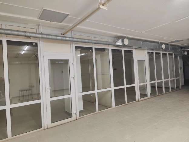 Снять коммерческую недвижимость в Омске. Вариант № 30608, 1, площадь -  квм, цена 18000 рублей