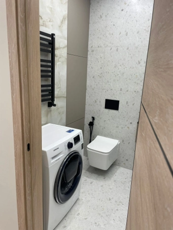 Купить однокомнатную квартиру в Светлогорске. Вариант № 3452, 17, площадь -  квм, цена 16500000 рублей