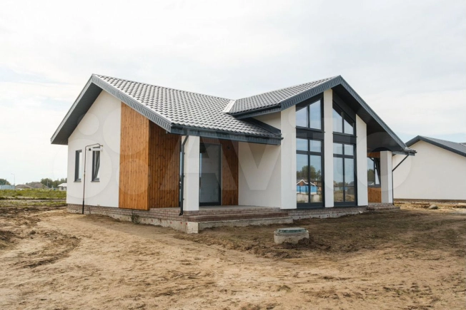 Купить дом в Барнауле. Вариант № 2465660, 2, площадь -  квм, цена 10411000 рублей