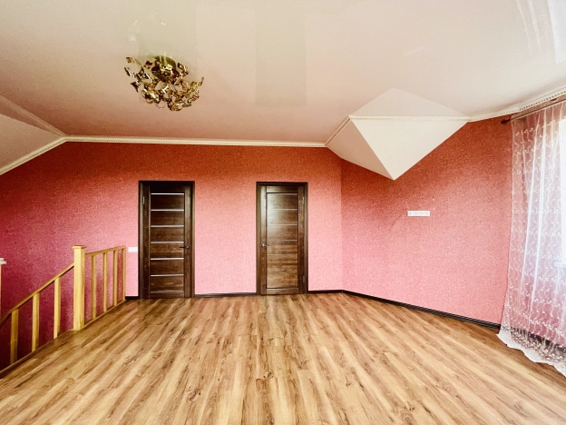 Купить дом в Республике Адыгея. Вариант № 10037, 4, площадь -  квм, цена 9950000 рублей