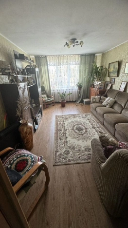 Купить трехкомнатную квартиру на улице Тельмана в Калининградской области. Вариант № 55168, 6, площадь -  квм, цена 2500000 рублей