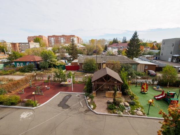 Купить трехкомнатную квартиру в Омске. Вариант № 6745777, 11, площадь -  квм, цена 9800000 рублей