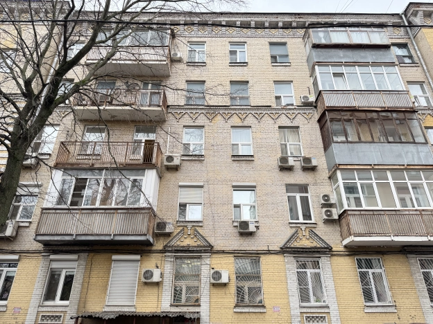 Купить квартиру в Москве. Вариант № 8429026, 20, площадь -  квм, цена 29990000 рублей