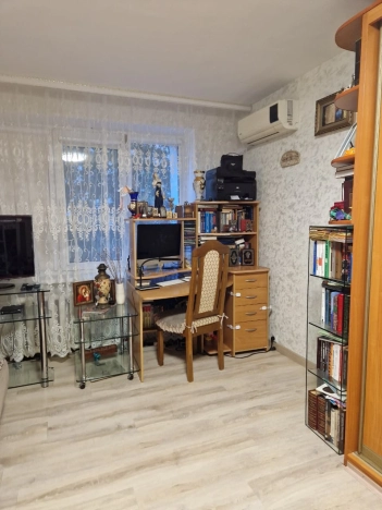 Купить квартиру в Москве. Вариант № 9835802, 11, площадь -  квм, цена 10200000 рублей