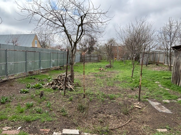 Купить дом на улице Гранатовая в Краснодарском крае. Вариант № 2547919, 10, площадь -  квм, цена 6160000 рублей