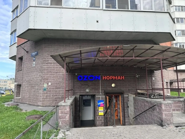 Купить однокомнатную квартиру в Санкт-Петербурге. Вариант № 10004507, 12, площадь -  квм, цена 6400000 рублей