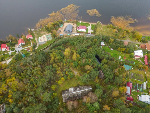 Купить земельный участок на улице Цветочная в Республике Карелия. Вариант № 2358685, 13, площадь -  квм, цена 25000000 рублей