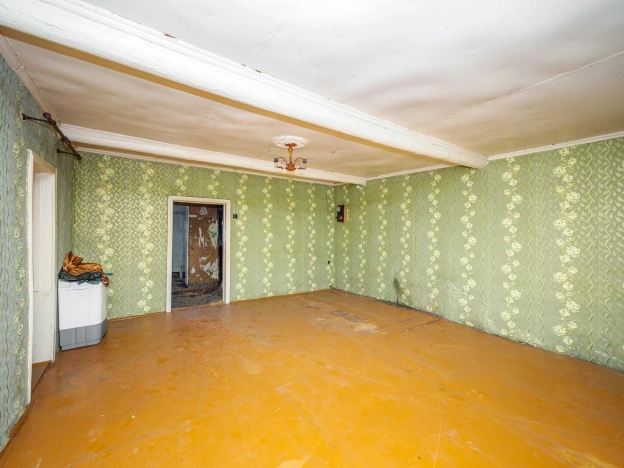 Купить дом в Тюменской области. Вариант № 10586952, 6, площадь - квм, цена 2500000 рублей