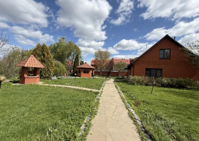 Купить дом в Москве. Вариант № 10036429, 13, площадь -  квм, цена 30000000 рублей