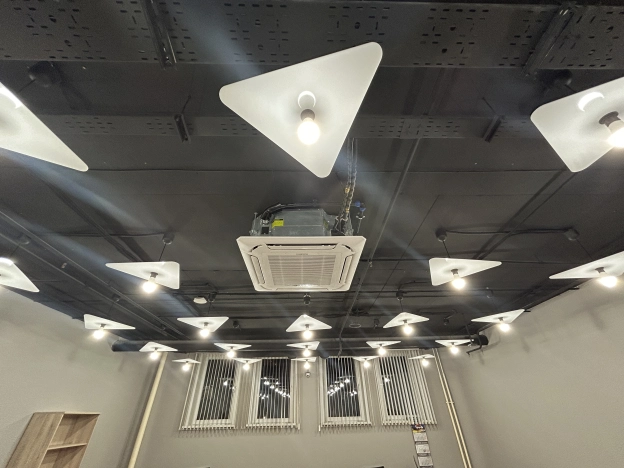 Купить коммерческую недвижимость свободного назначения в Новосибирске. Вариант № 53991, 10, площадь -  квм, цена 30400000 рублей