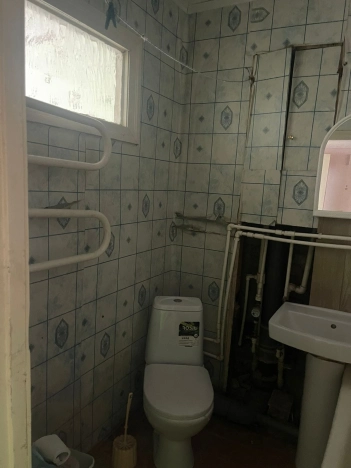 Снять квартиру в Таганроге. Вариант № 13016, 7, площадь -  квм, цена 13500 рублей