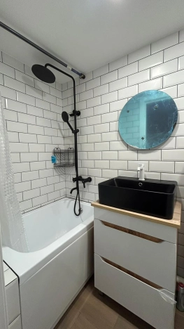 Купить двухкомнатную квартиру у метро Девяткино в Санкт-Петербурге. Вариант № 7672740, 4, площадь -  квм, цена 8400000 рублей